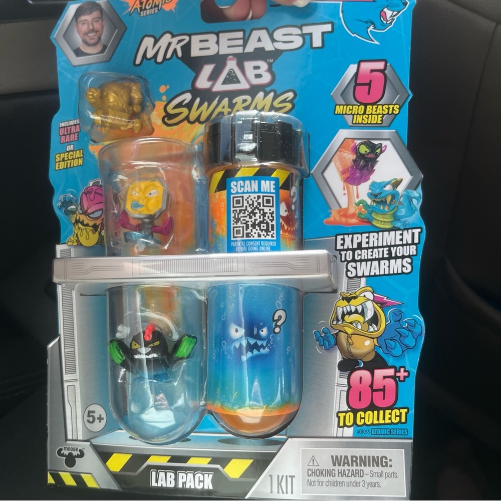 Blue and Orange Monster Action Figures Playset